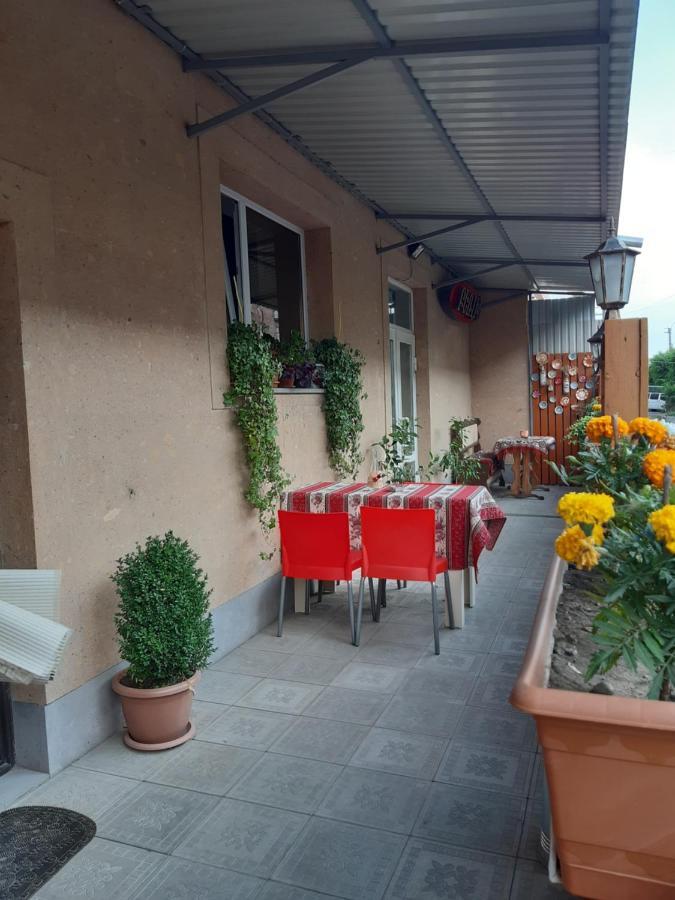 Lind Guest House B&B Ghiumri Exterior foto