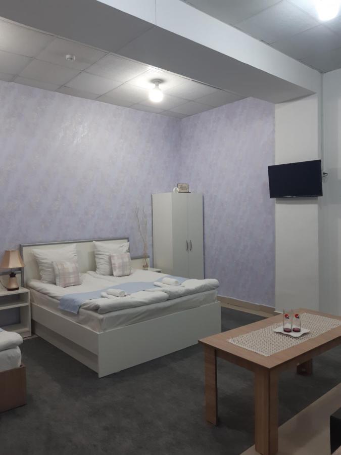 Lind Guest House B&B Ghiumri Exterior foto