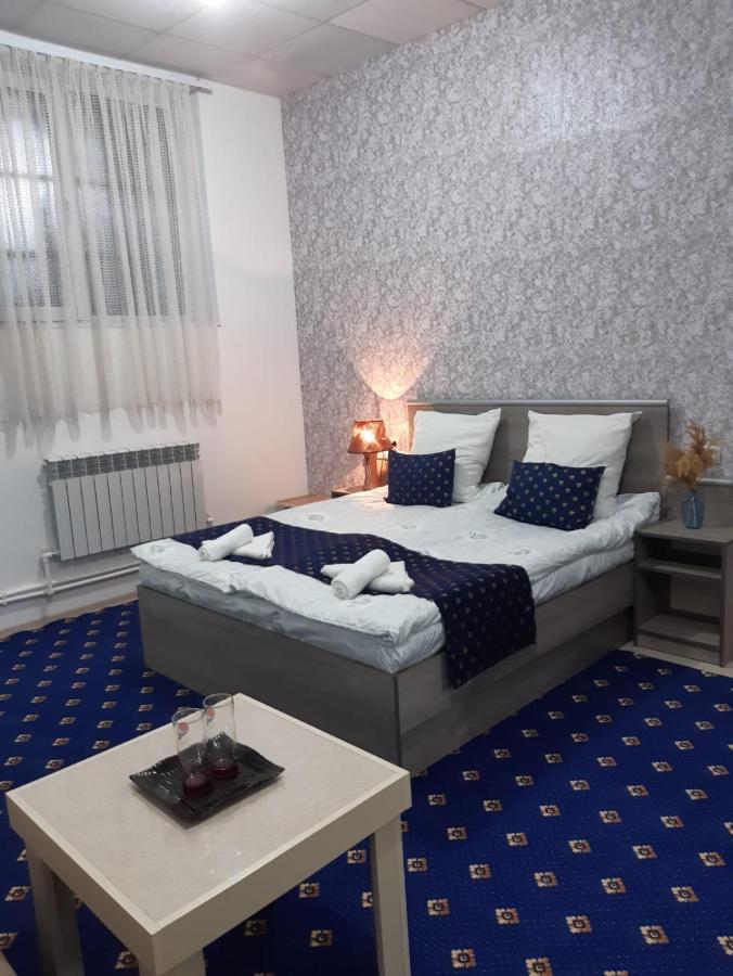 Lind Guest House B&B Ghiumri Exterior foto