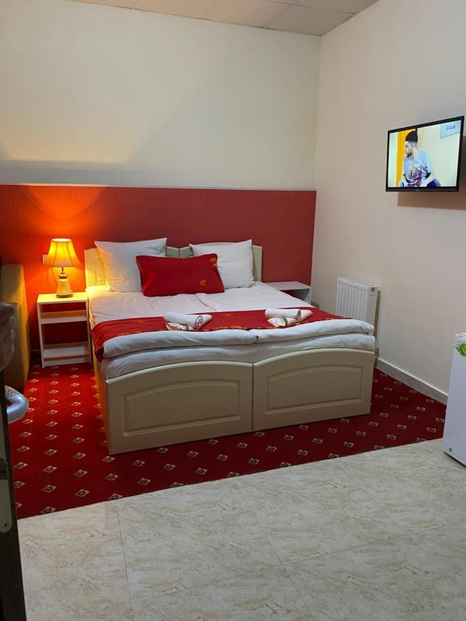 Lind Guest House B&B Ghiumri Exterior foto