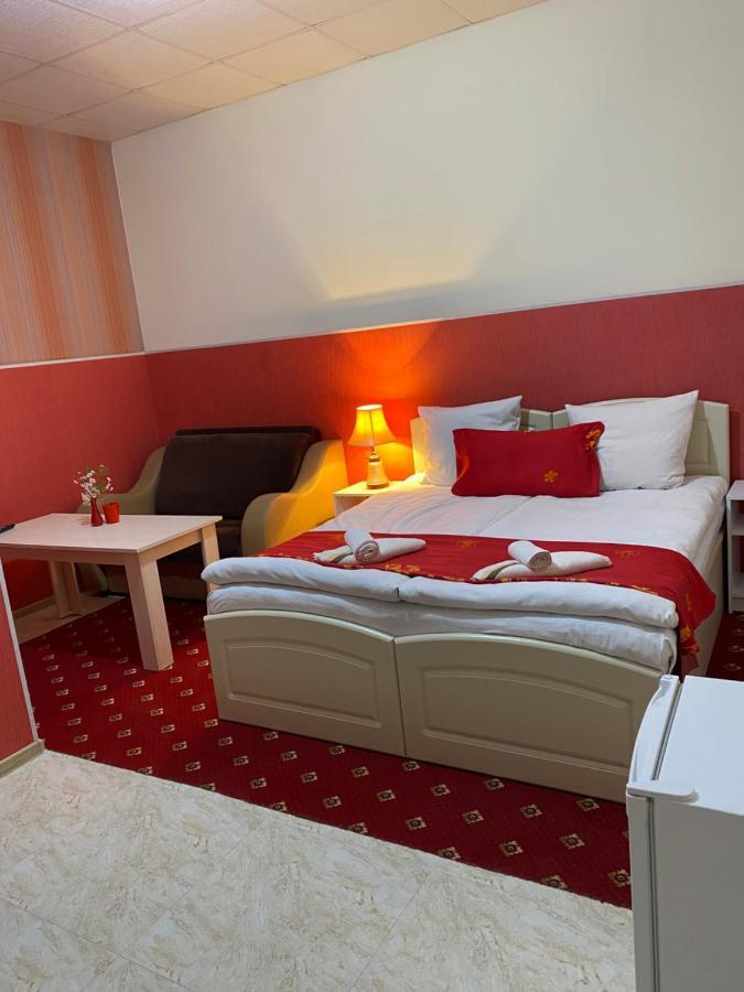 Lind Guest House B&B Ghiumri Exterior foto