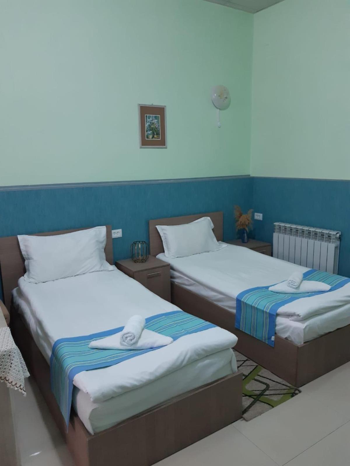 Lind Guest House B&B Ghiumri Exterior foto